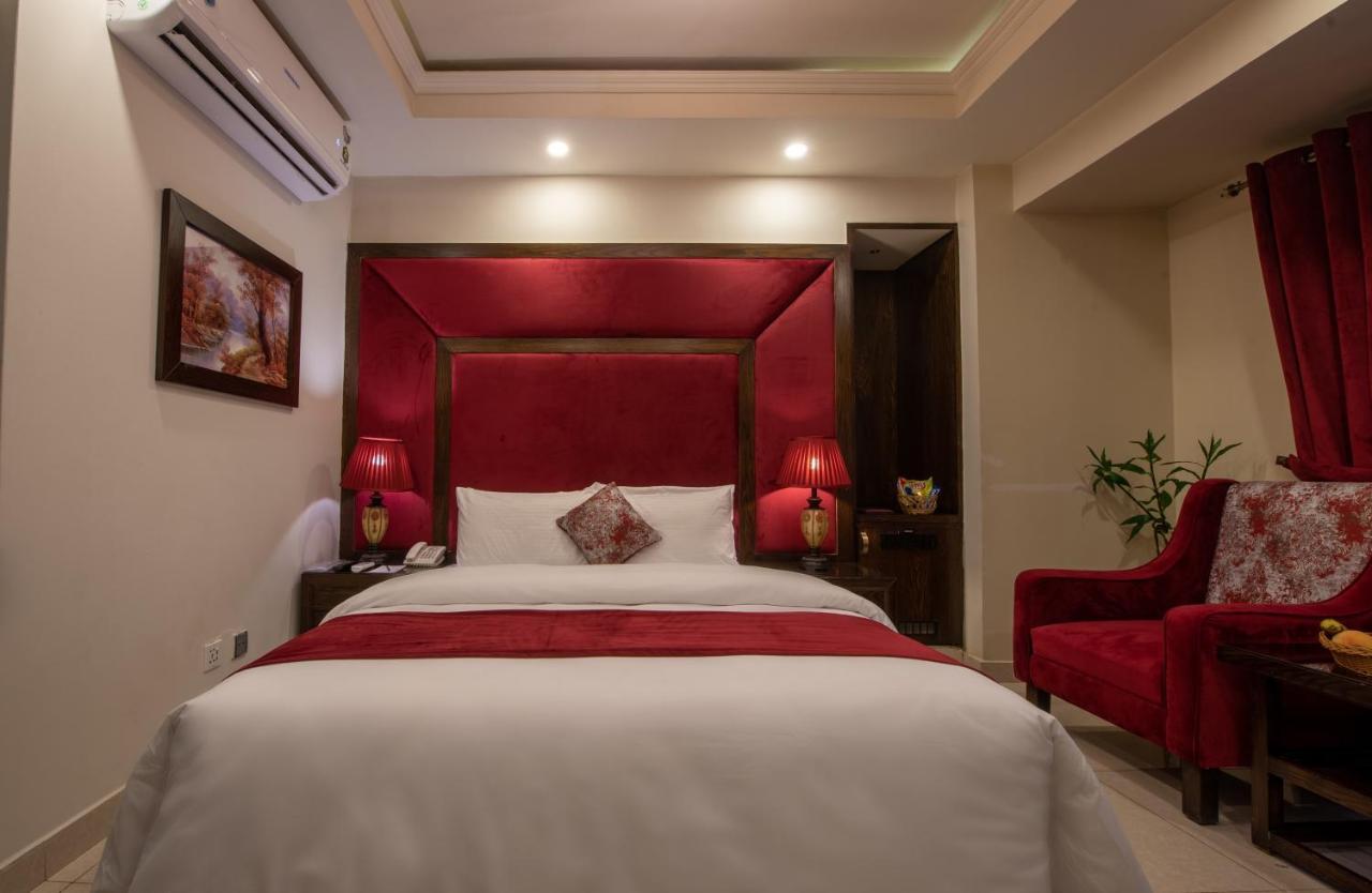 Envoy Continental Hotel Islamabad Extérieur photo