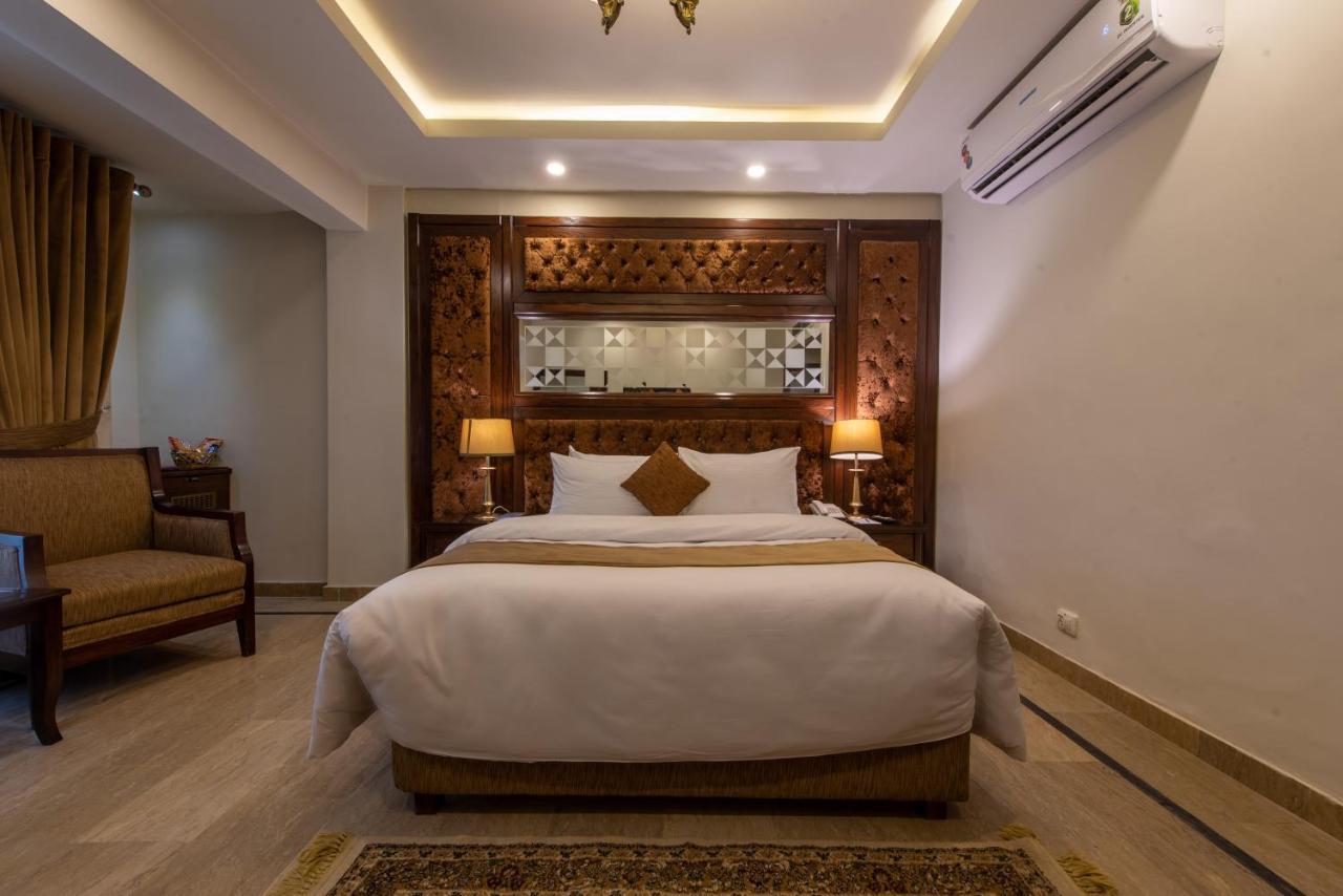 Envoy Continental Hotel Islamabad Extérieur photo