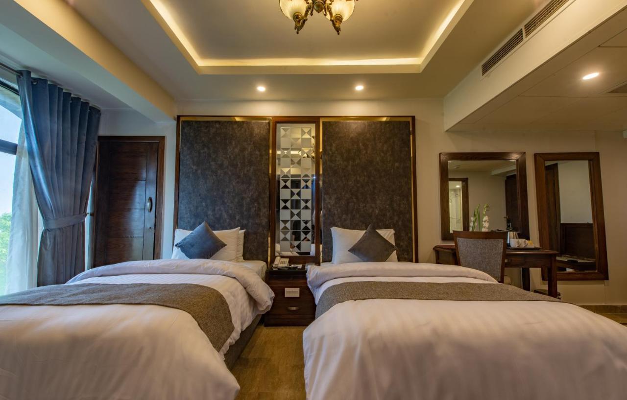 Envoy Continental Hotel Islamabad Extérieur photo