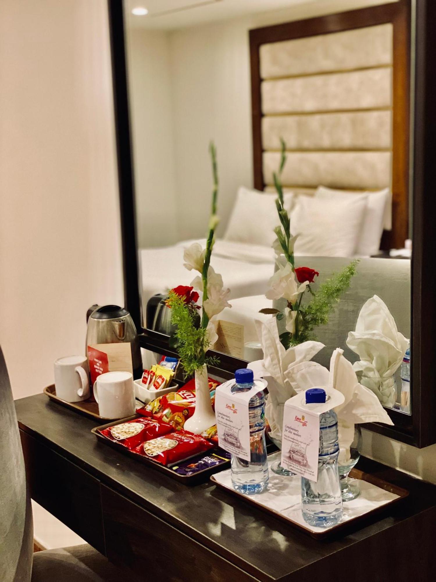Envoy Continental Hotel Islamabad Extérieur photo