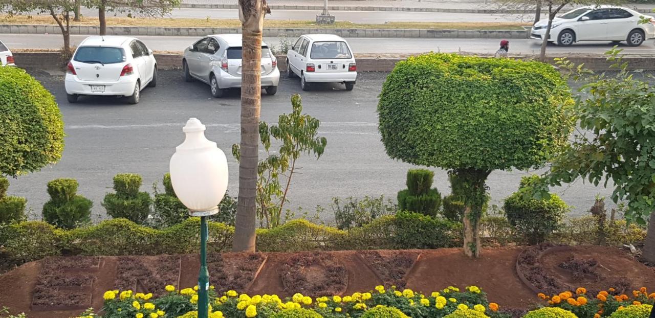 Envoy Continental Hotel Islamabad Extérieur photo